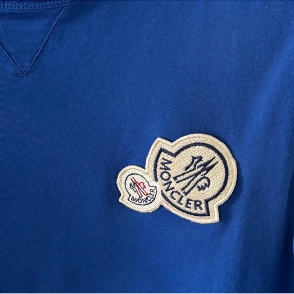 Moncler T-shirt Maglia Blue Men's Sz Medium 100% Authentic - Picture 3 of 10